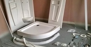 Установка и монтаж душевых кабин от 4182 руб. в Петрозаводске - СантехДомПтр